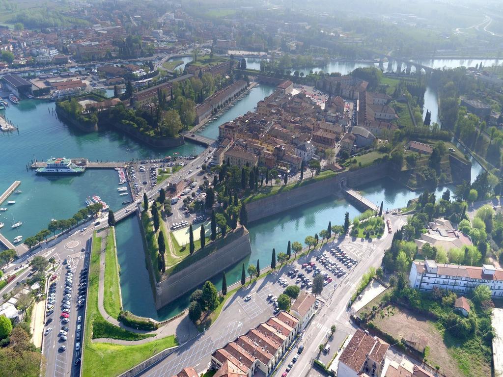 Lake Garda Lovers Пескьера-дель-Гарда Экстерьер фото